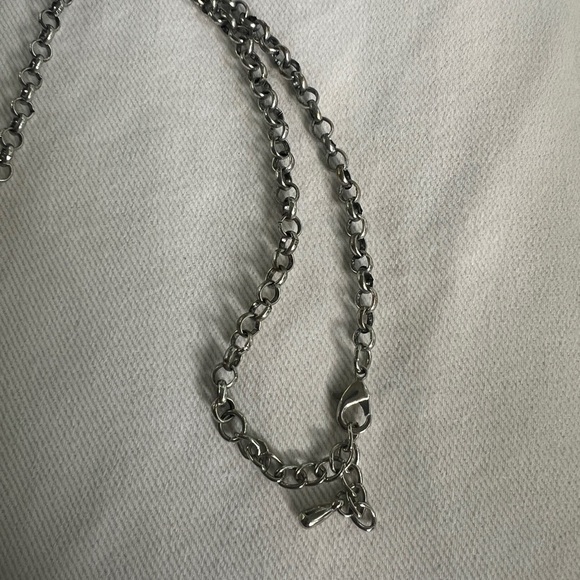 Lula N Lee Long Silver chain necklace with Teardrop Crystal. - Picture 5 of 7